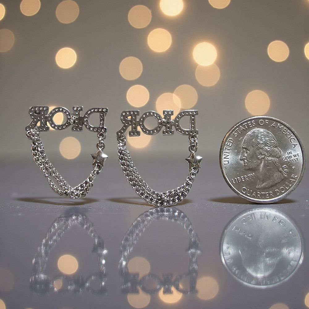 Silver Star Chainlink Earrings - image 2